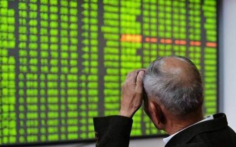 期货为什么锁仓还会被提示（期货交易锁仓的结果会怎样）